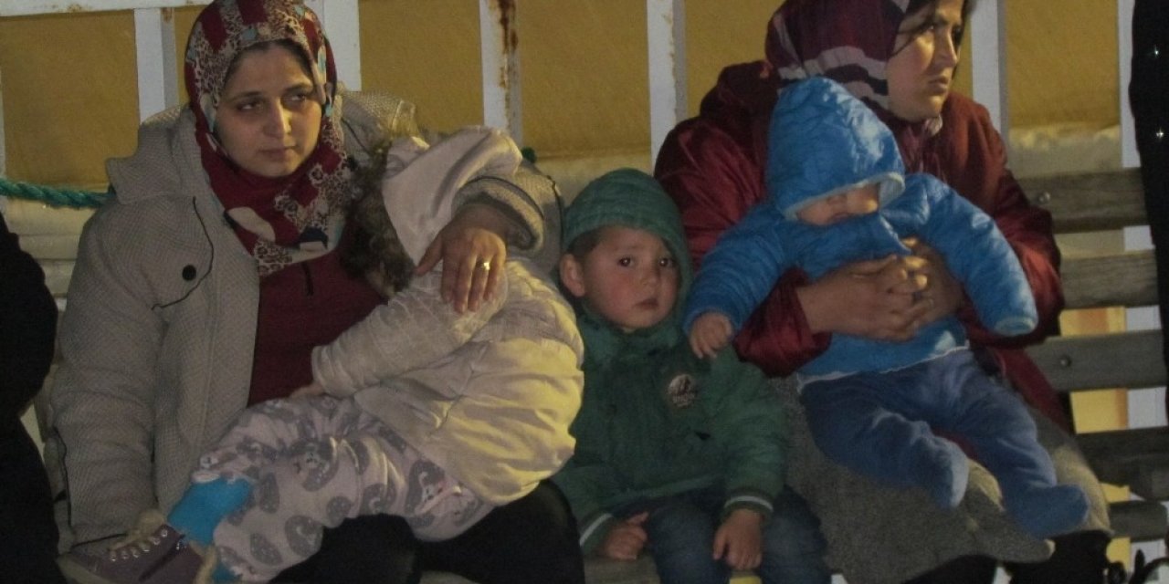 Yunanlıların ölüme terk ettiği göçmenleri Türk Sahil Güvenlik kurtardı