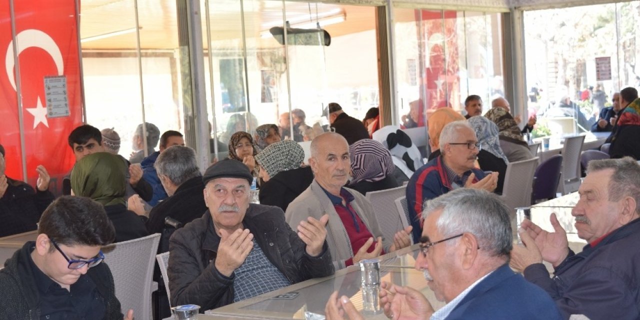 Aliağa’da İdlib şehitleri için mevlit okutuldu
