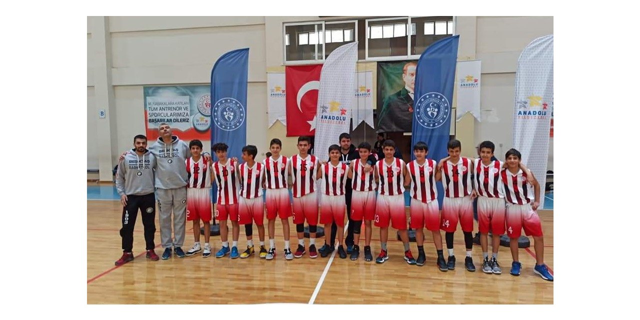 Basketbolda Adana karması Türkiye finallerinde