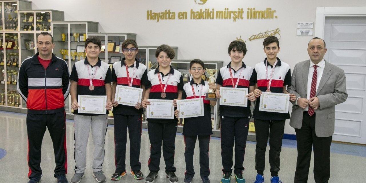 SANKO Okullarının masa tenisi başarısı