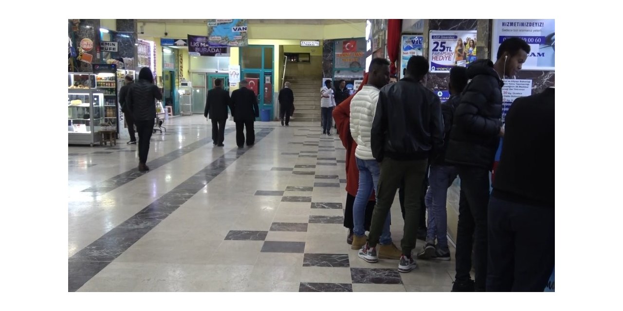 Anadolu’da ki mülteciler sınıra akın ediyor