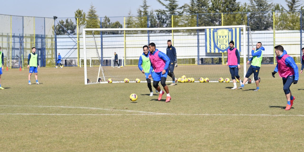 MKE Ankaragücü, Beşiktaş maçının hazırlıklarına başladı
