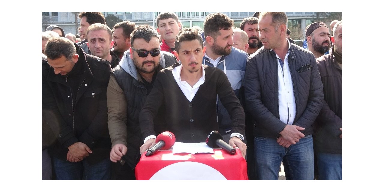 İBB’de işten çıkarılan işçiler İdlib şehitlerini andı