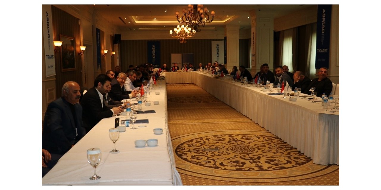 ASRİAD iş insanlarını buluşturdu