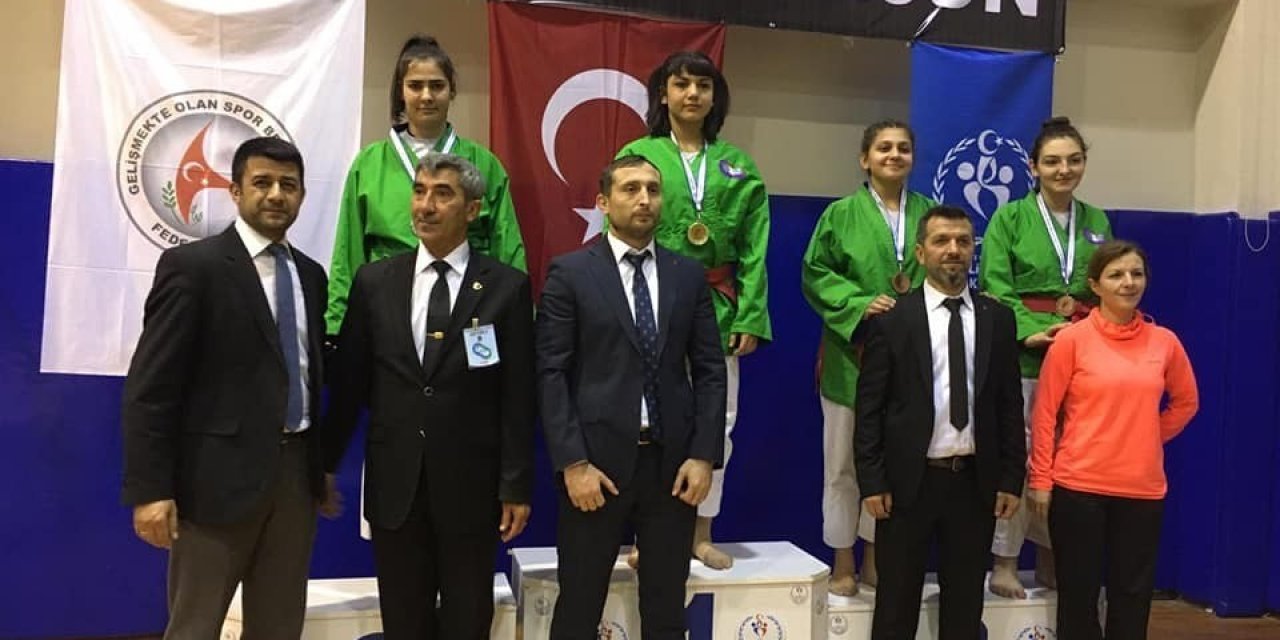 Gerze HEM Judo ilklere doymuyor