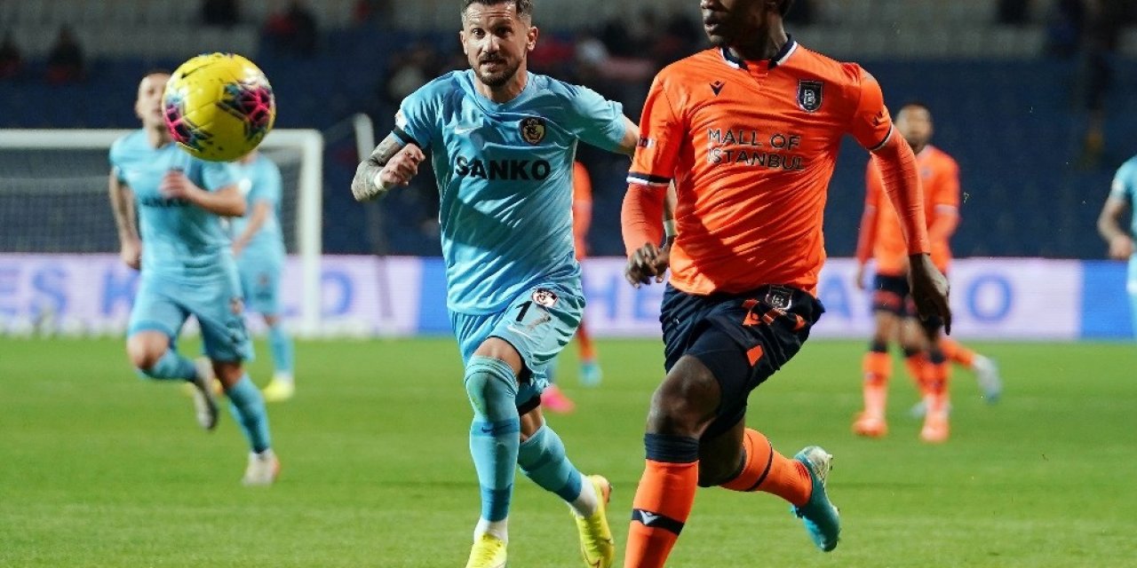 Süper Lig: Medipol Başakşehir: 0 - Gaziantep FK: 0 (İlk yarı)