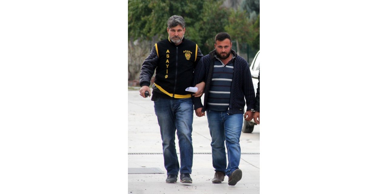Borcunu ödemek için kepçe çalmış