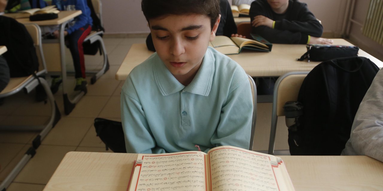 İmam hatipliler "Bahar Kalkanı Harekatı" için Fetih suresi okudu