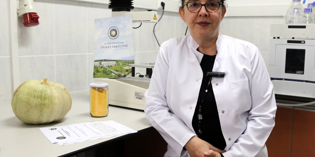 Diyet yapanlar için "bal kabağı" unundan bisküvi