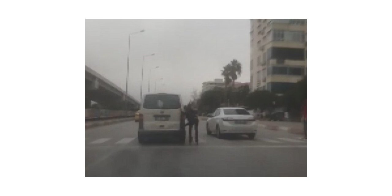 Patenli gencin 60 kilometre hızla tehlikeli yolculuğu
