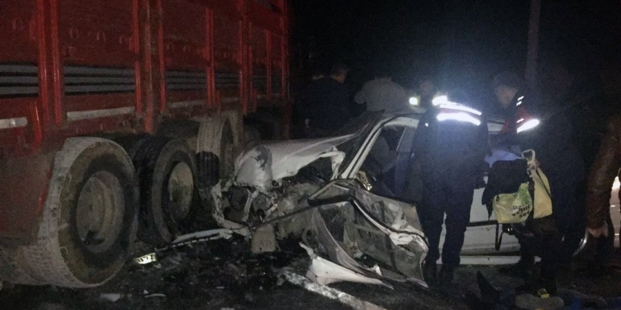 Kazada yaralanan 16 yaşındaki Cemre hayatını kaybetti