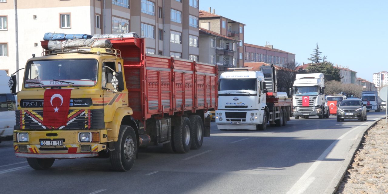 Türkiye Mehmetçik için tek yürek oldu