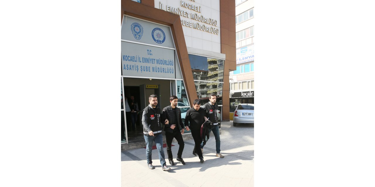 Özel düzenekli çantayla mağazadan hırsızlık yapan 6 kişi yakalandı