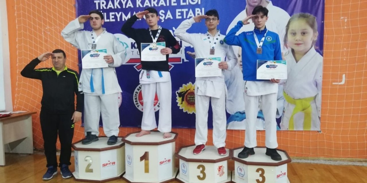 Bursalı karatecilerden 9 madalya