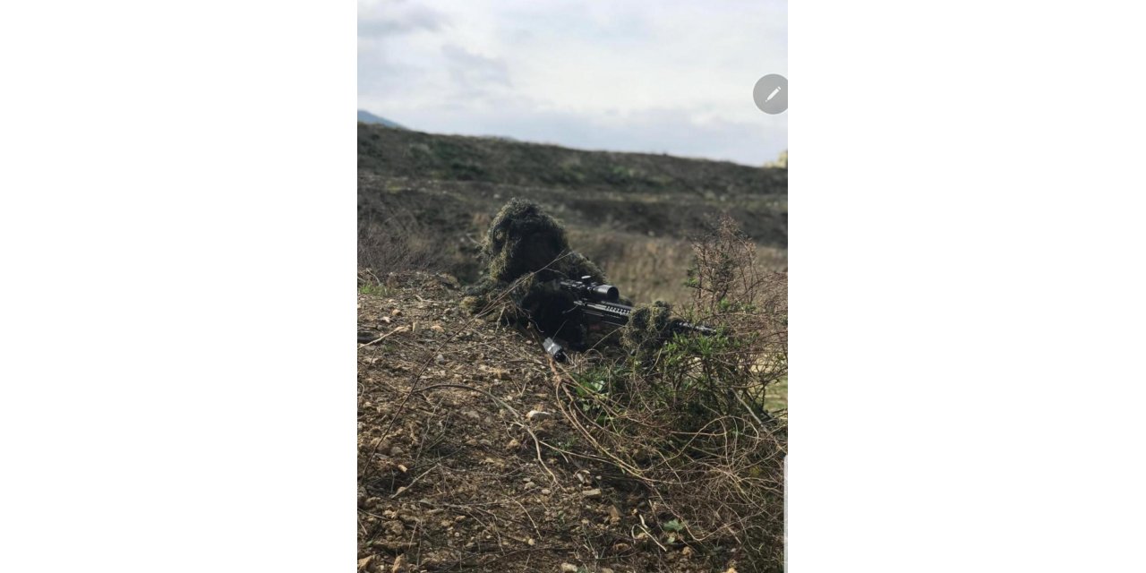 Mardin kırsalında teröristlere ait yaşam malzemeleri bulundu