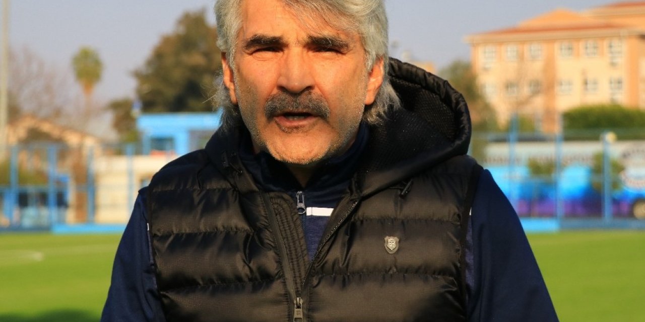Uğur Tütüneker: "Süper Lig’e ilk ikiden çıkmayı kovalıyoruz”