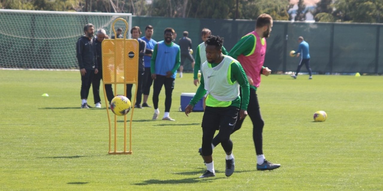 Denizlispor, Fenerbahçe maçı hazırlıklarına devam ediyor