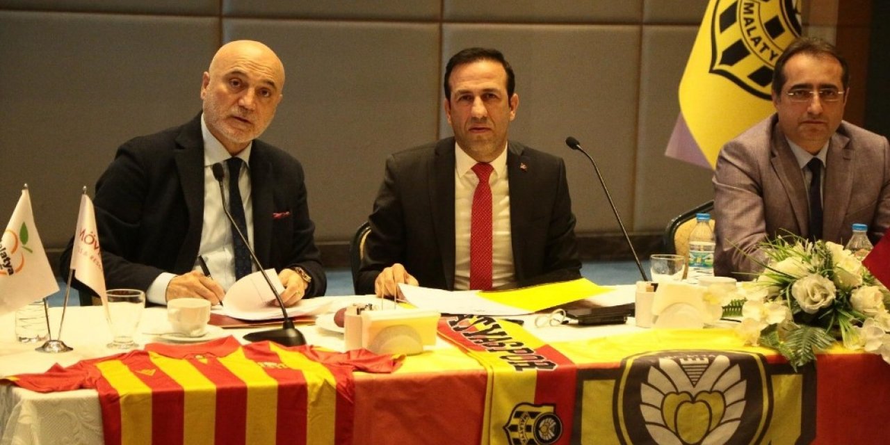 Yeni Malatyaspor, Hikmet Karaman ile sözleşme imzaladı