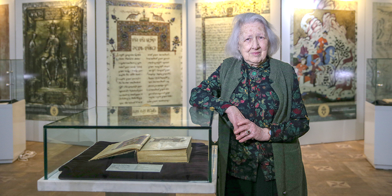 Gürcü Türkolog Tsisana Abuladze: Türkçe çok zengin bir dil