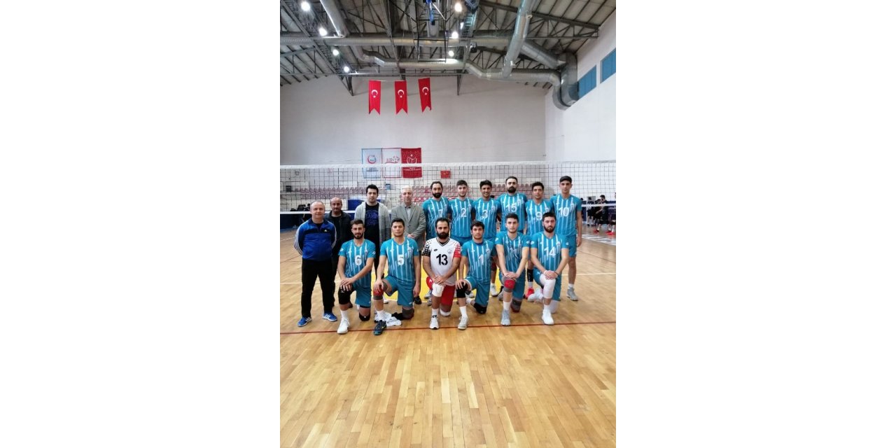 Melikgazi’de basketbol ve voleybolda başarılar sürüyor