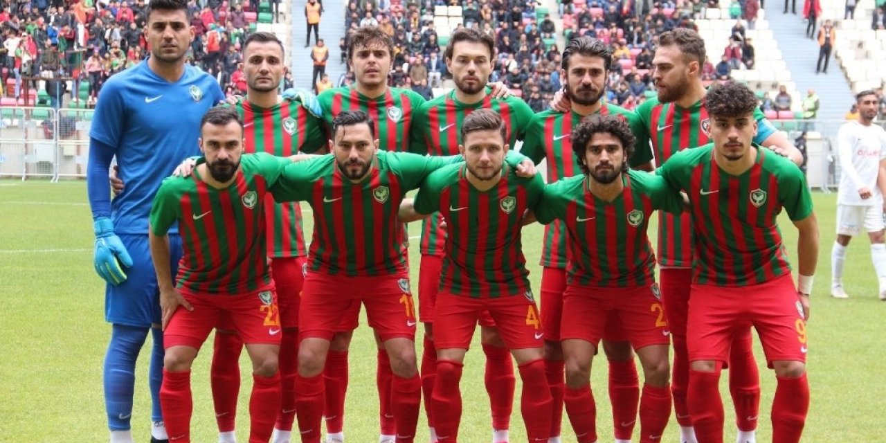 Kadınlara bedavaya maç bileti