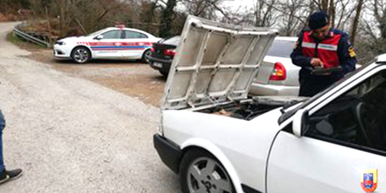 Jandarma teyakkuzda! 110 bin 900 araç denetlendi