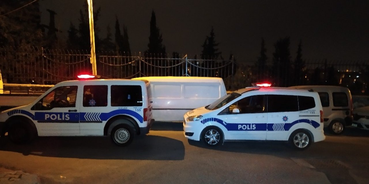Mezarlıktaki tartışma kanlı bitti: 1 yaralı