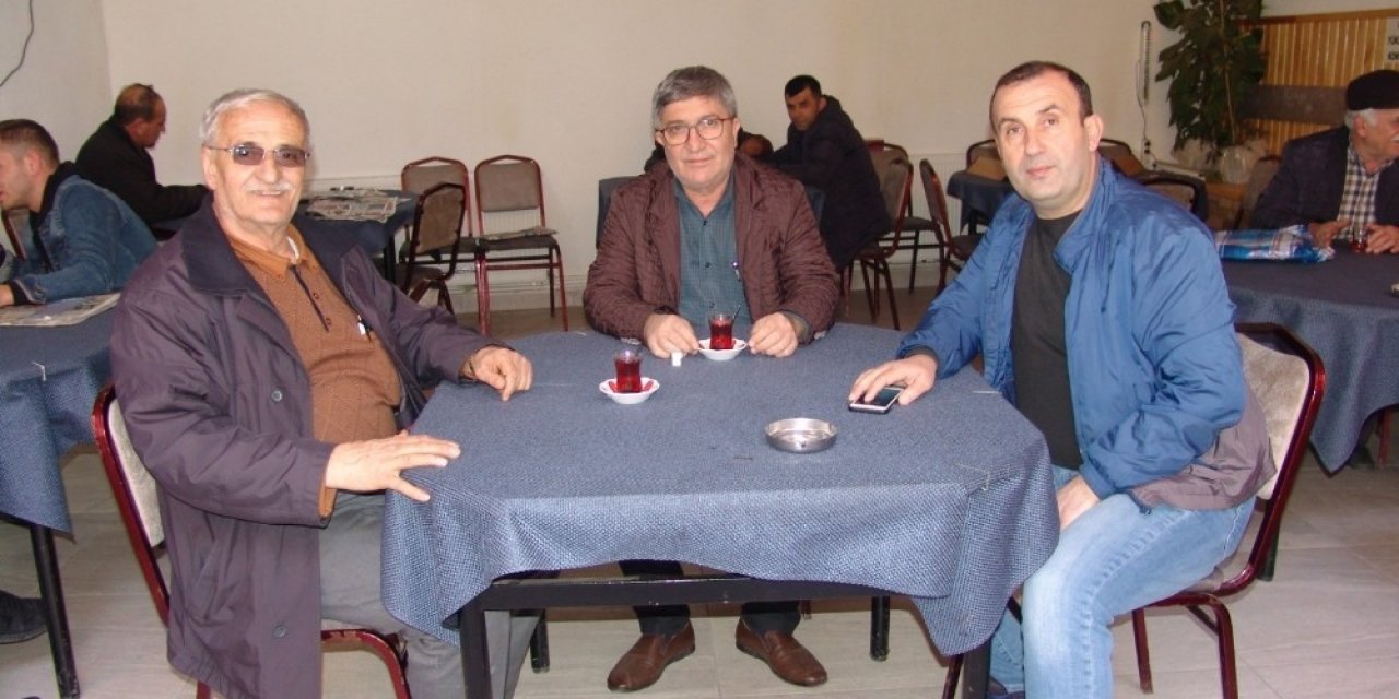 AK Parti İlçe Başkanı Soydan’dan esnaf ziyaretleri