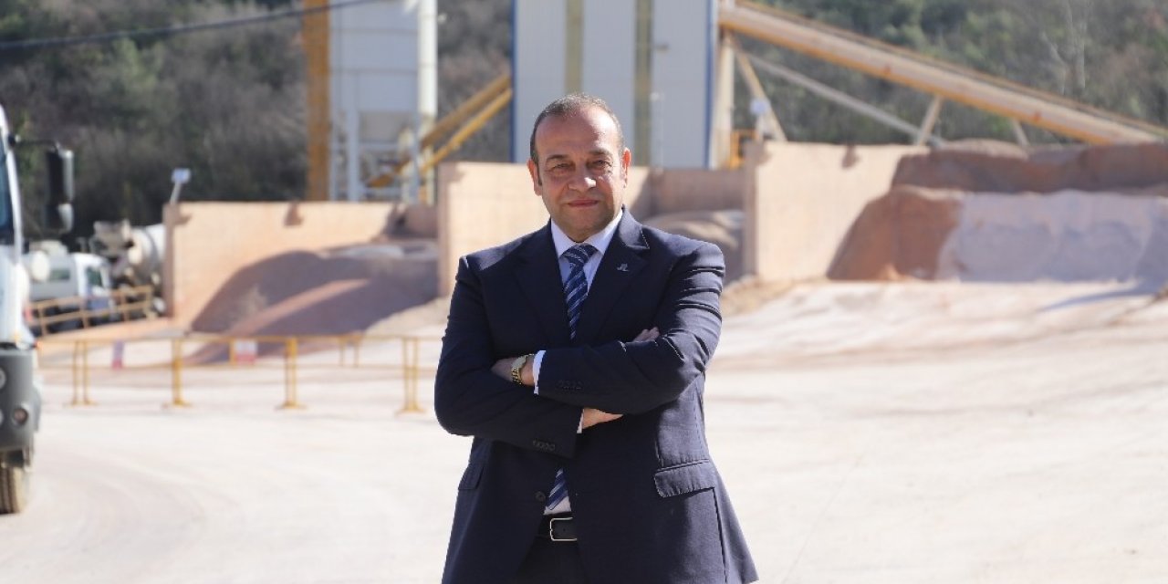 Onulay: "6,7 milyon konut risk taşıyor, tek çare kentsel dönüşüm"