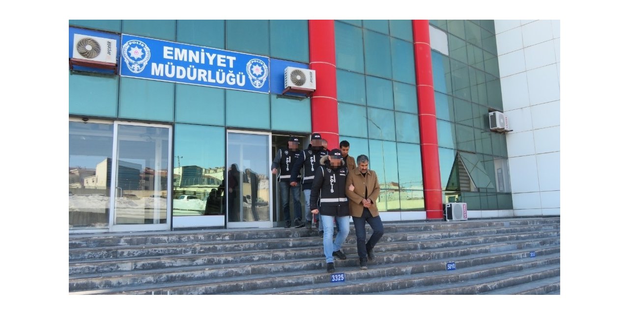 Van’da kaçak sigara operasyonu