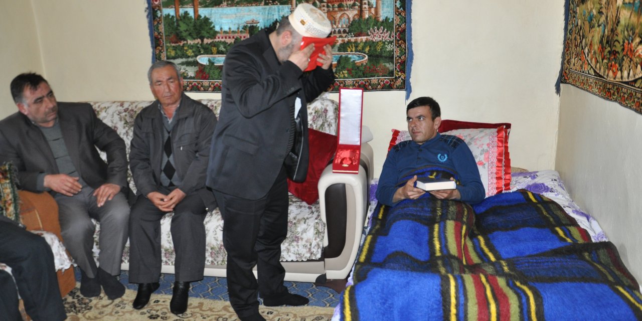 Nevşehir'de İdlib gazisine geçmiş olsun ziyareti