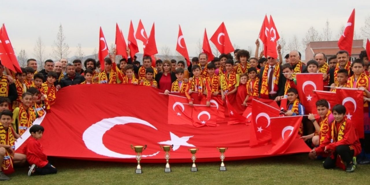 Okullararası Yıldız Erkekler Futbol İl Birinciliği yapıldı
