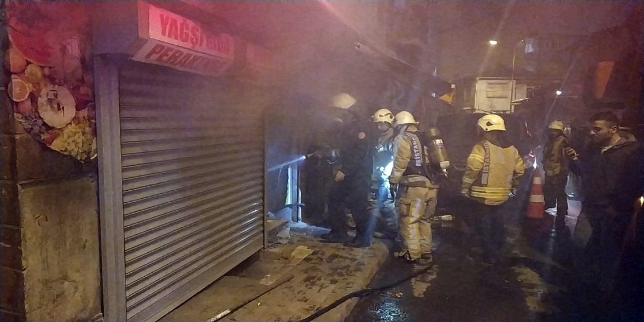 Markette korkutan yangın: Patlamalar meydana geldi