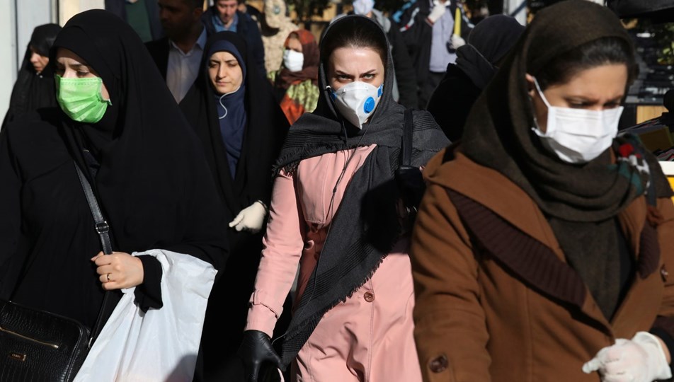 İran'da 2 eyalet koronavirüs nedeniyle girişlere kapatıldı