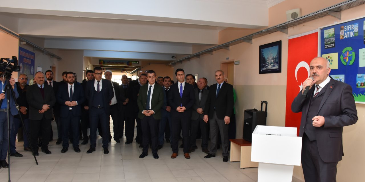 İbn-i Sina Mesleki ve Teknik Anadolu Lisesi'ne "Sıfır Atık Bilgilendirme Alanı" açıldı