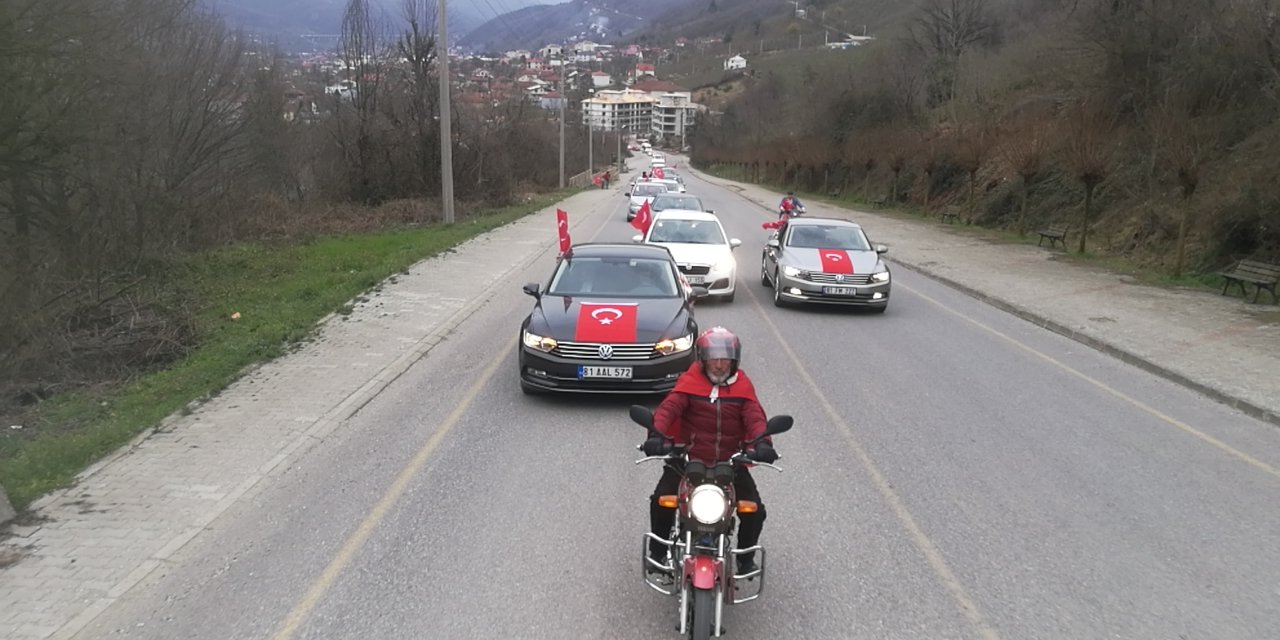 Düzce'de Mehmetçiğe konvoylu destek