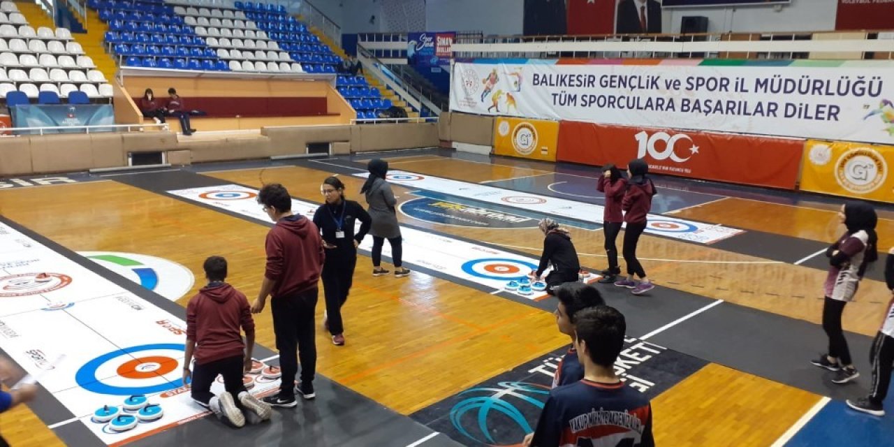 Balıkesir’de Curling heyecanı