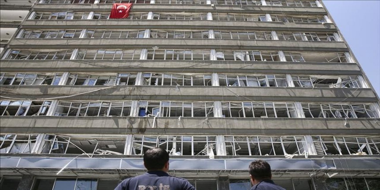 Darbecilere 'mala zarar verme' davası