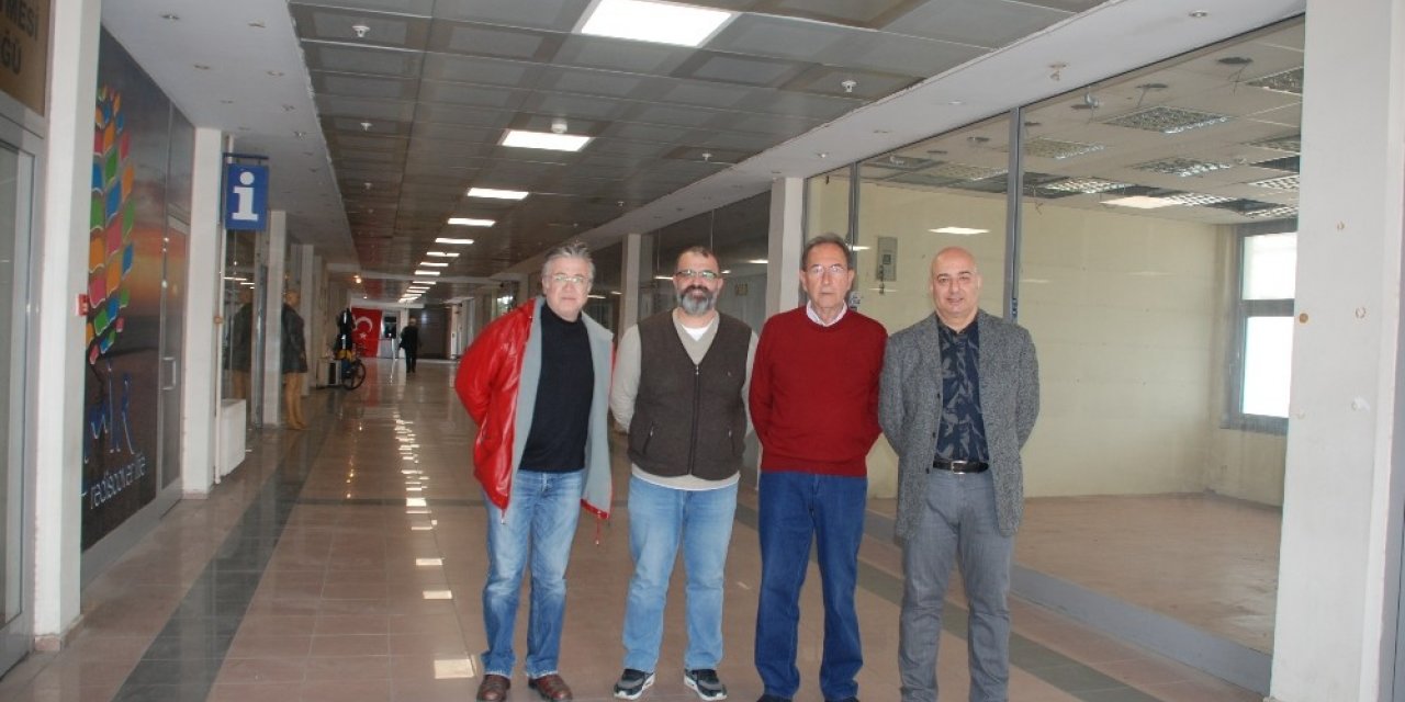 Liman esnafı, kruvaziyer sorununa karşı dernek kurdu