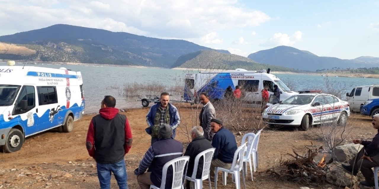Kayıp balıkçıyı arama çalışmaları sonlandırıldı