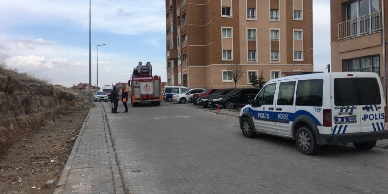Bunalıma giren adam intihar etmeye kalktı