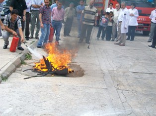Beyşehir Devlet Hastanesi'nde yangın semineri