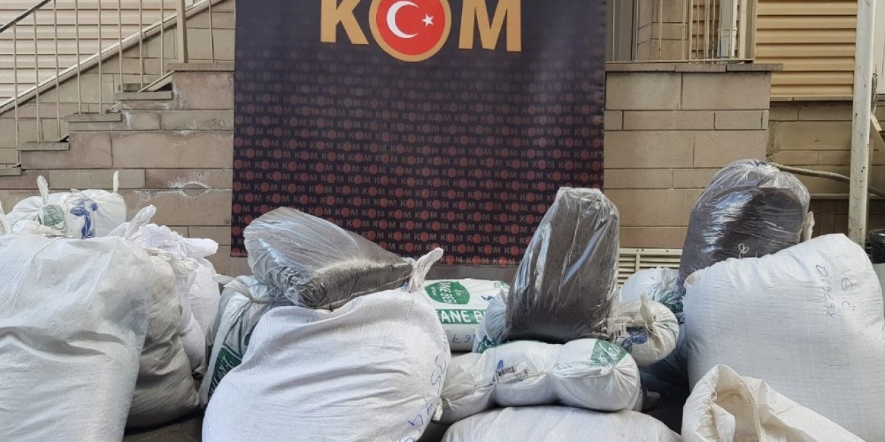 460 kilogram kaçak tütün ele geçirildi