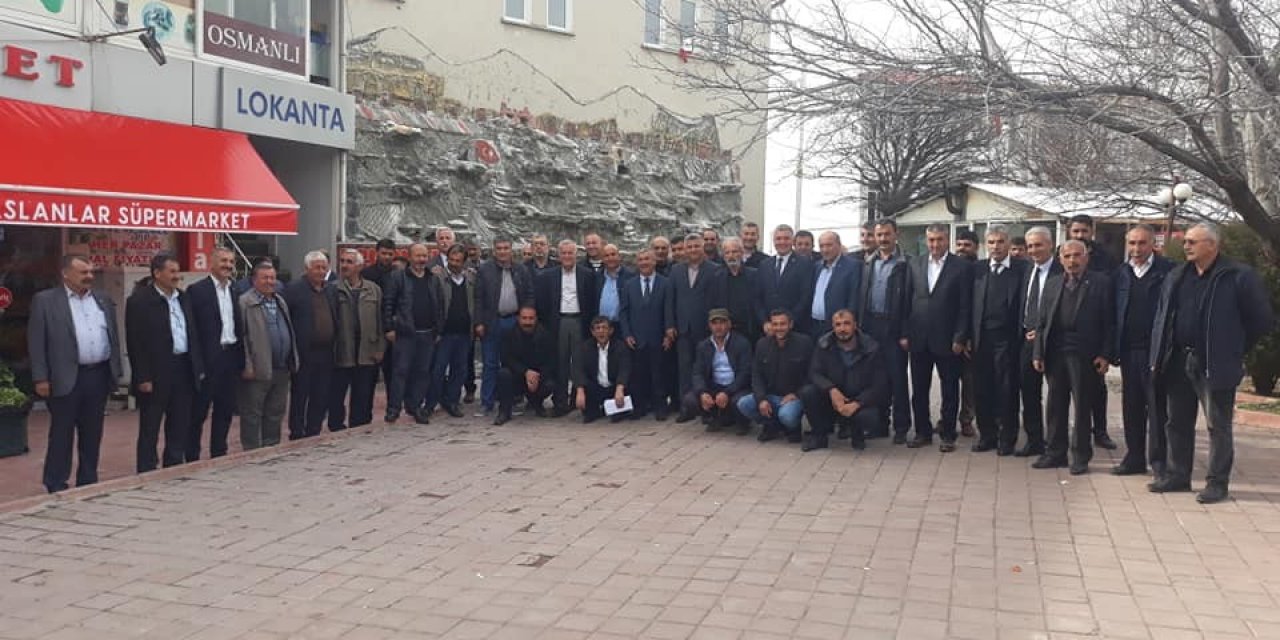 CHP’den Akçadağ’da muhtarlarla toplantı