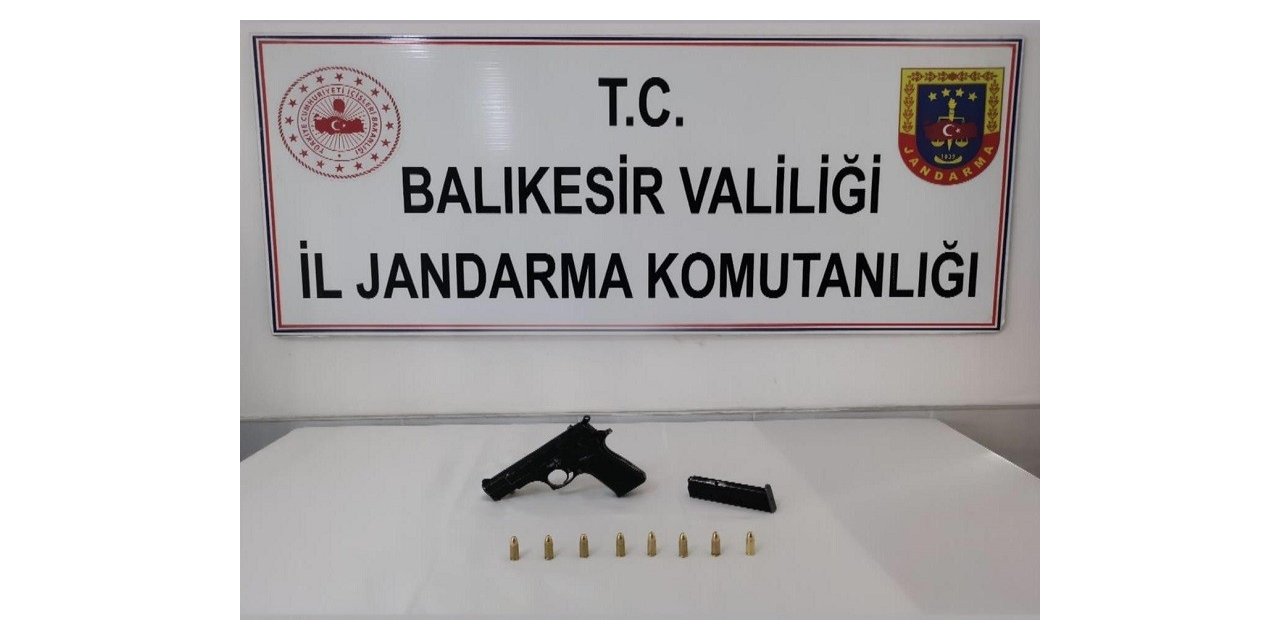 Jandarma aranan 36 kişiyi yakaladı