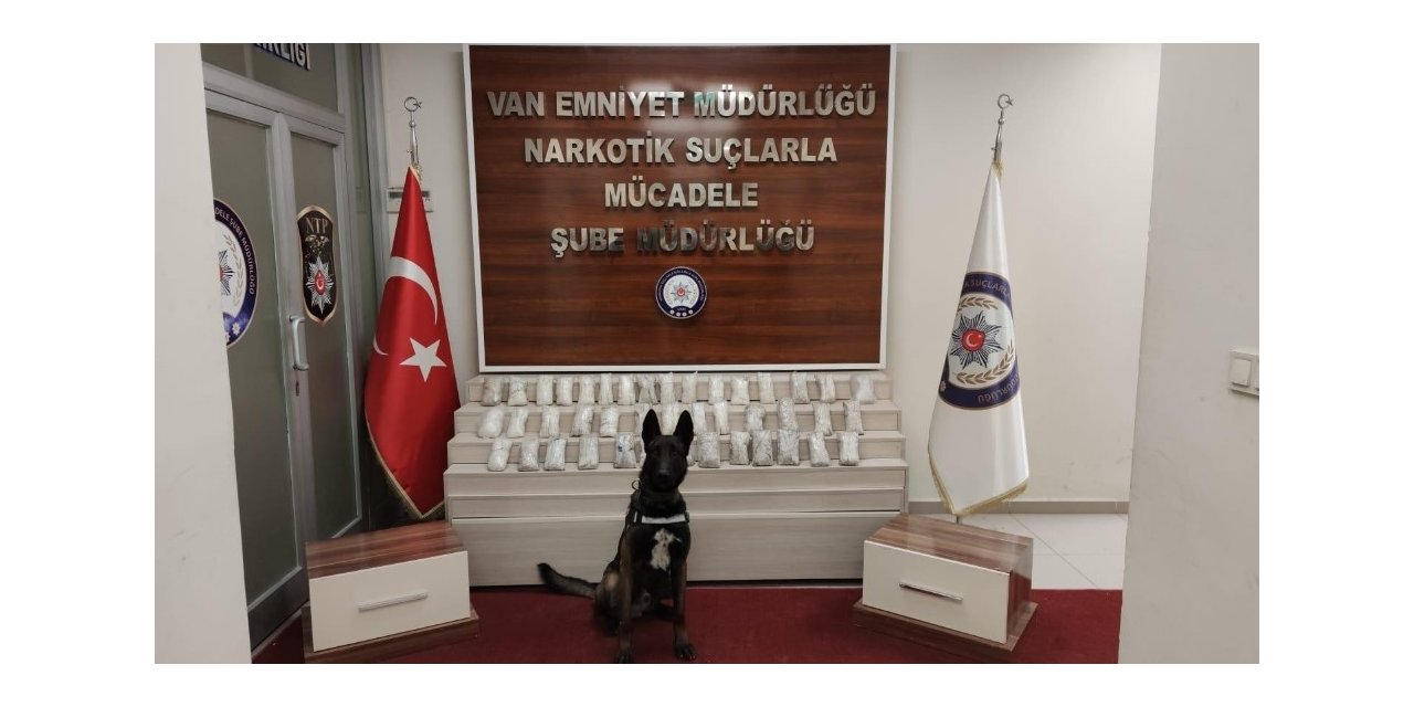 Van’da araç lastiği içerisinde 16 kilo uyuşturucu ele geçirildi
