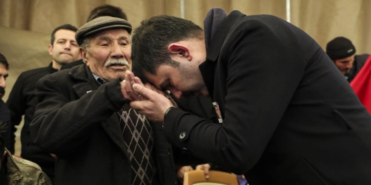 Bakan Kurum’u duygulandıran şehit babası