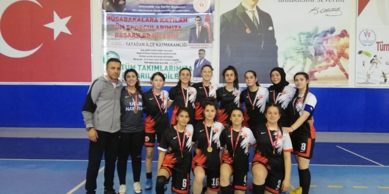 Isparta Spor Liseli Sultanlar, grup birincisi oldu