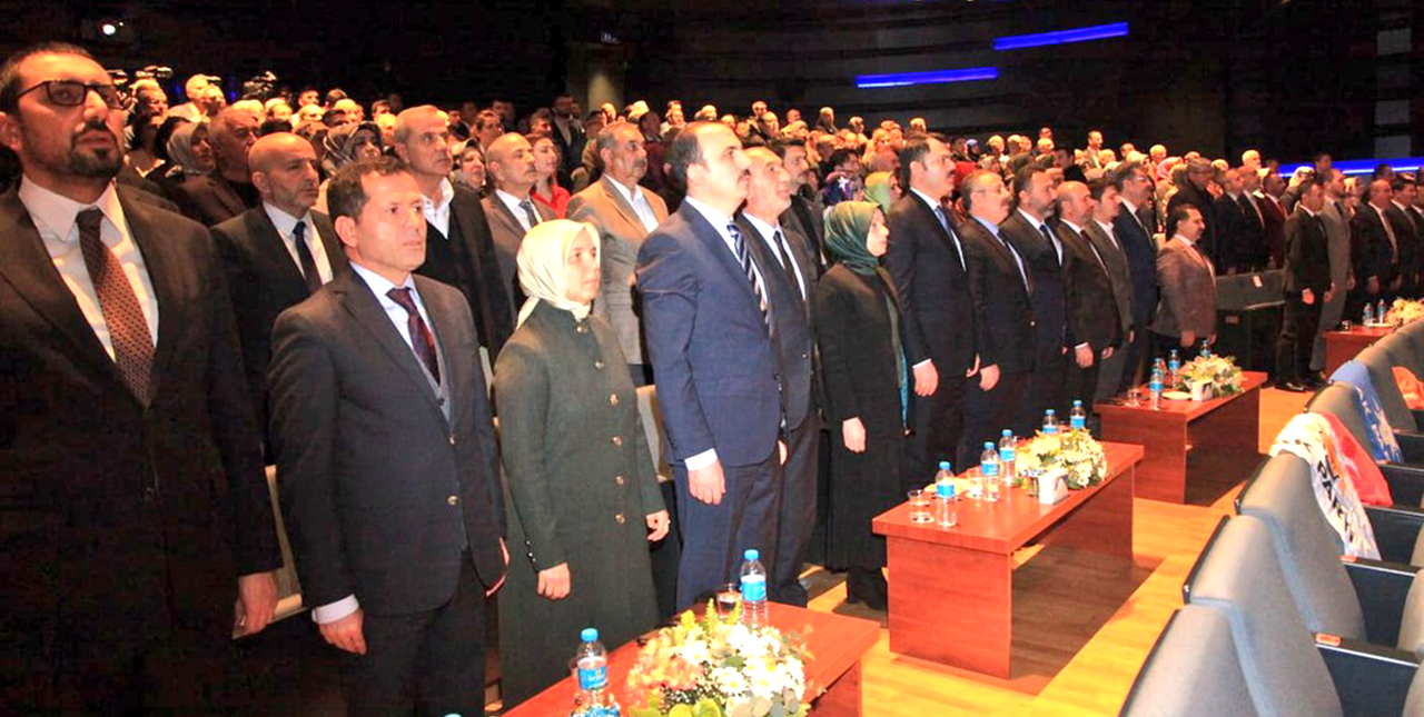 'Konya AK Parti'dir, AK Parti, Konya'dır!'
