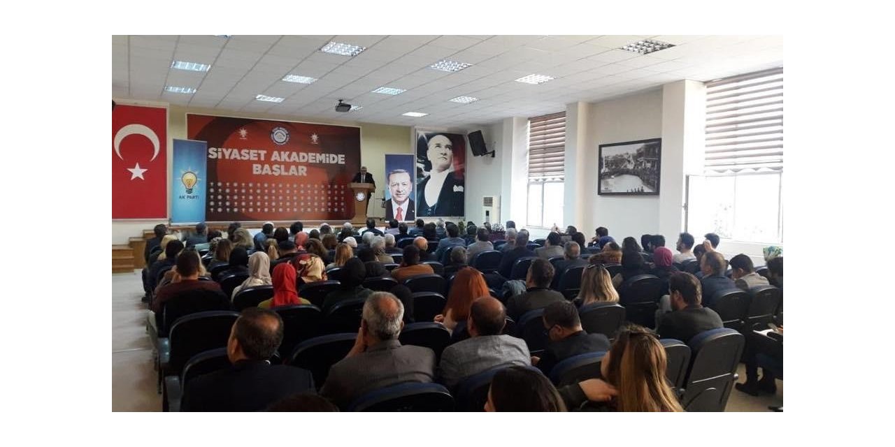 AK Parti Siyaset Akademisi Aydın’da başladı